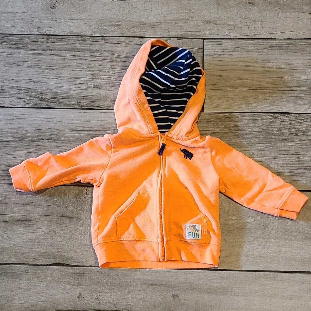 🦔Carters elephant Zip Up sweatshirt 🌻